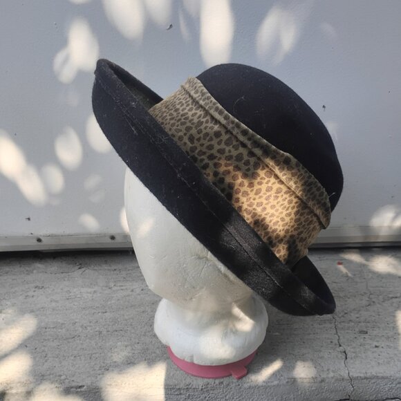 Vintage Felt Bowler Derby Hat - Picture 6 of 7
